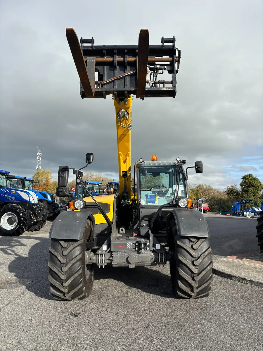 New Holland TH7.42 Elite -547hrs - Image 2