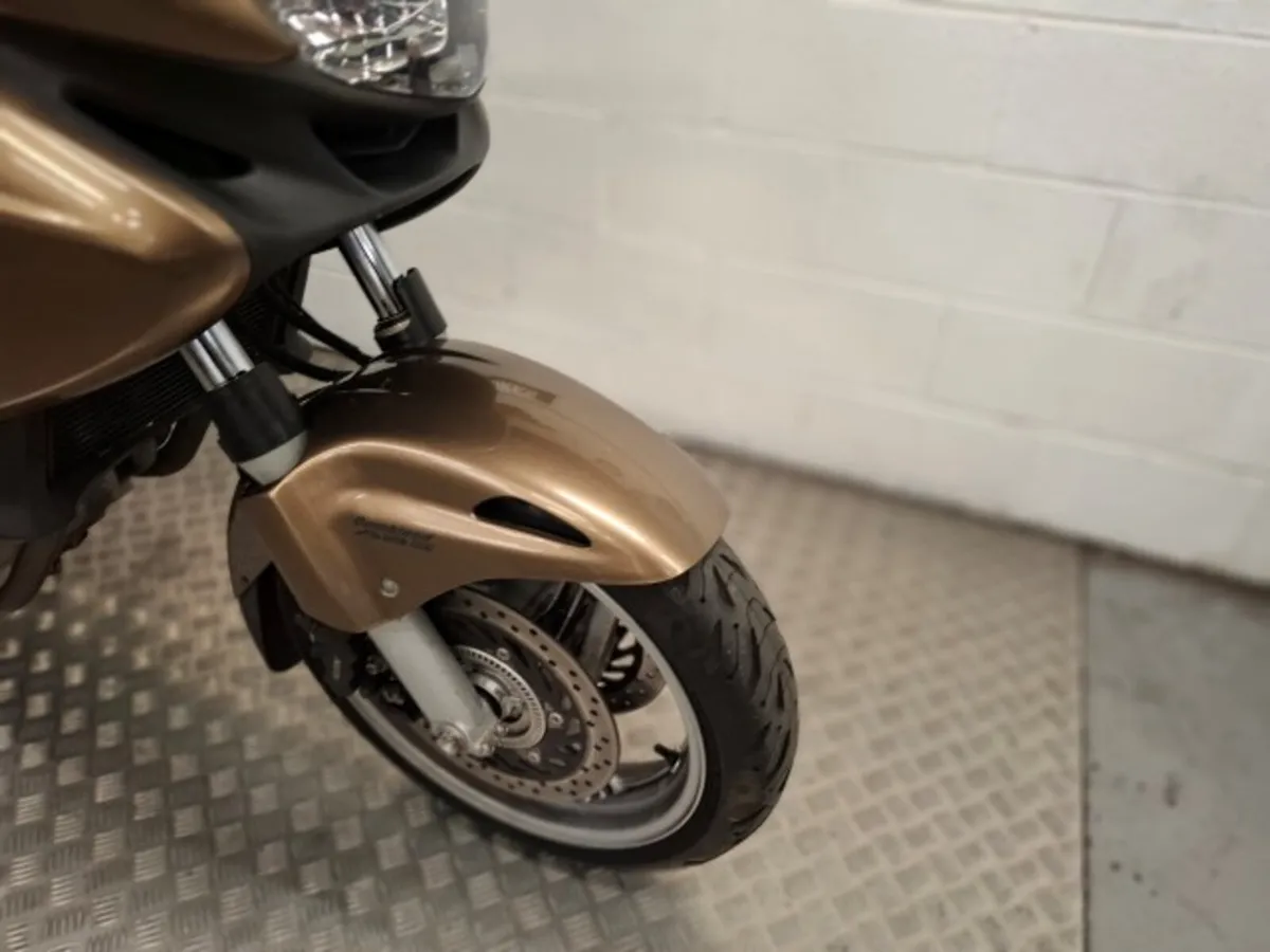 Honda Deauville 700 2008 - Image 3