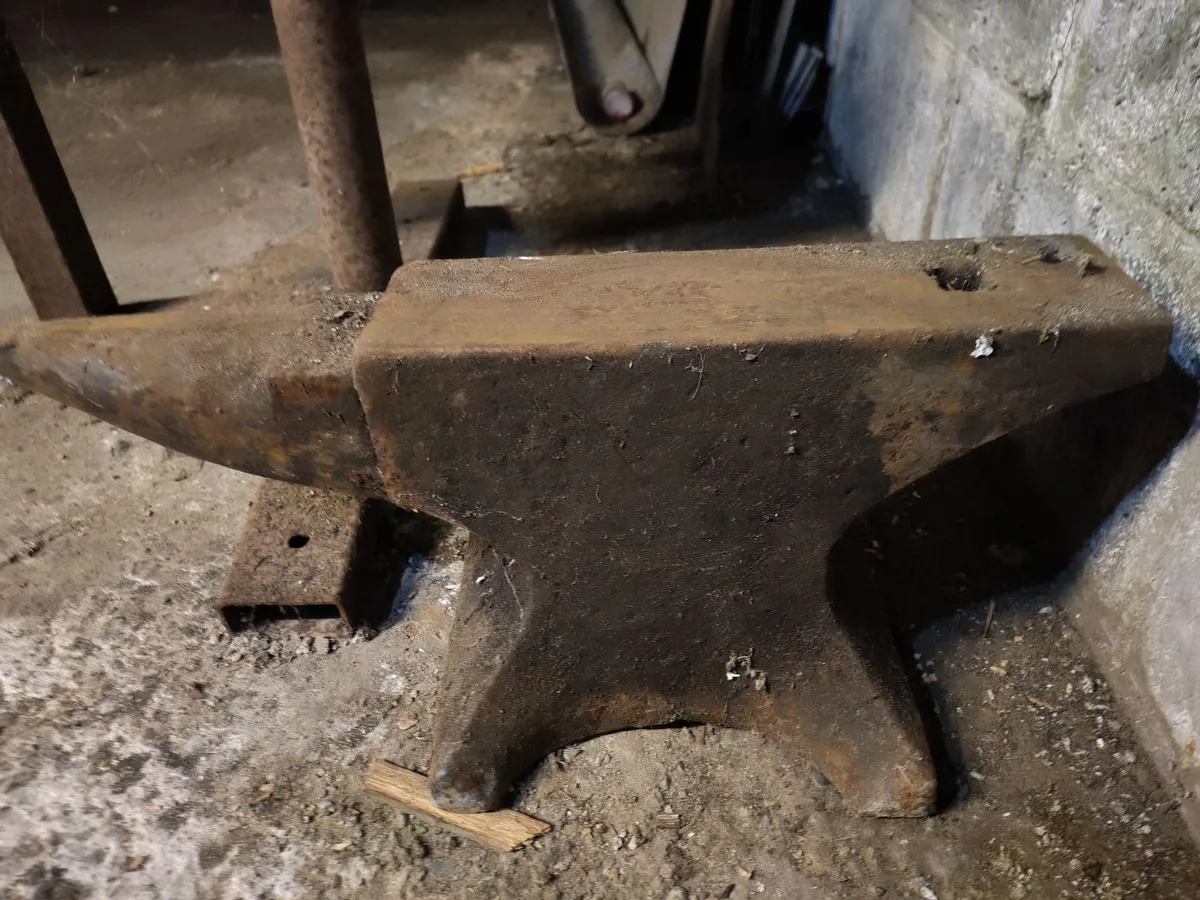 Anvil for sale - Image 1