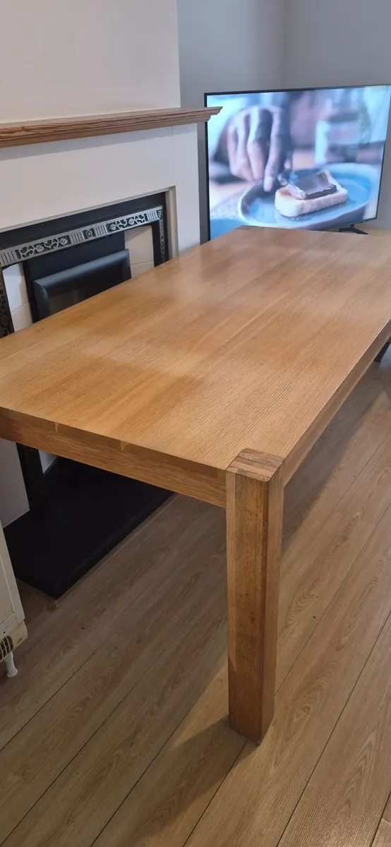 A Solid Oak Table - Image 1