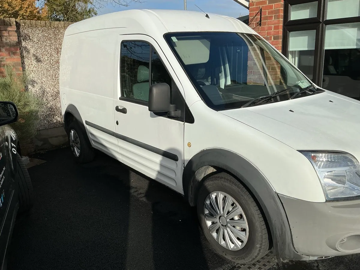 2011 Ford Transit Connect LWB - Image 1