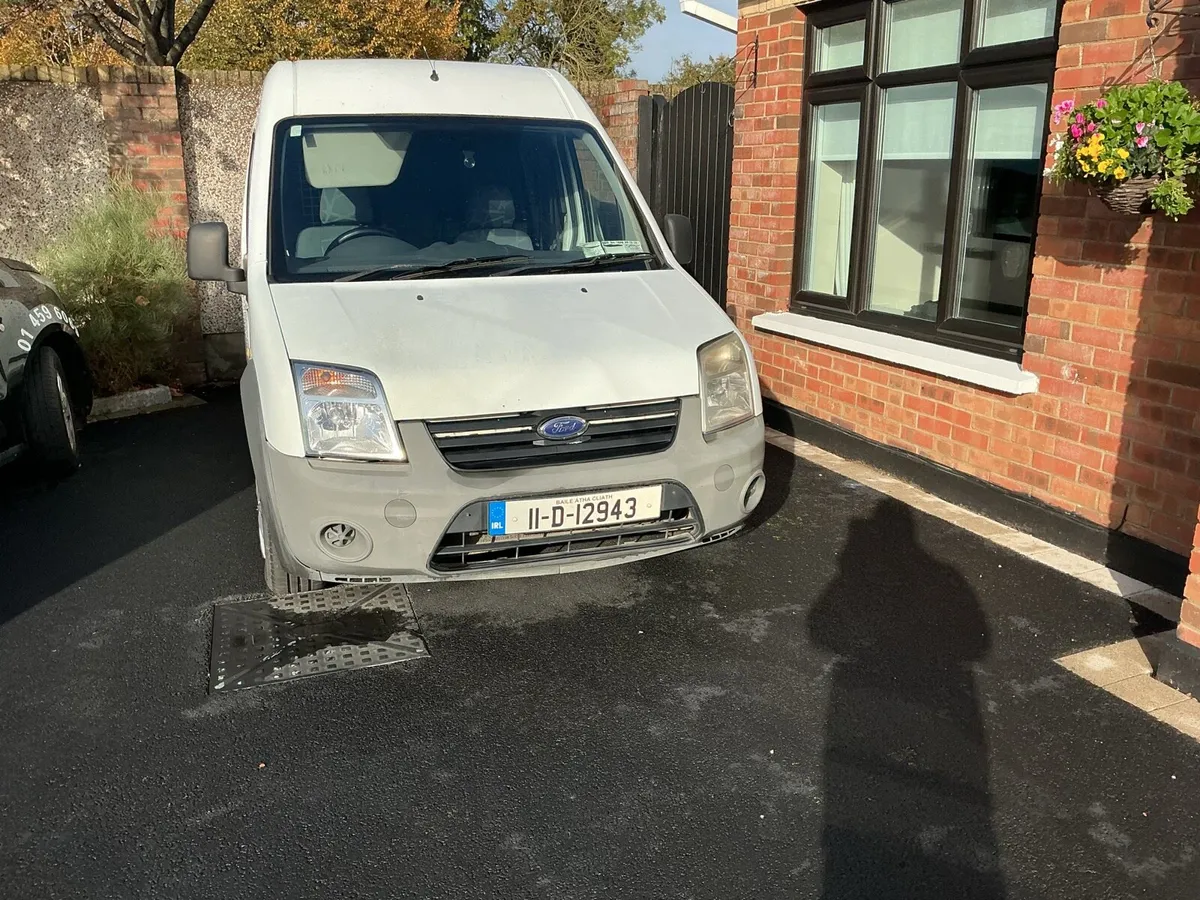 2011 Ford Transit Connect LWB - Image 2