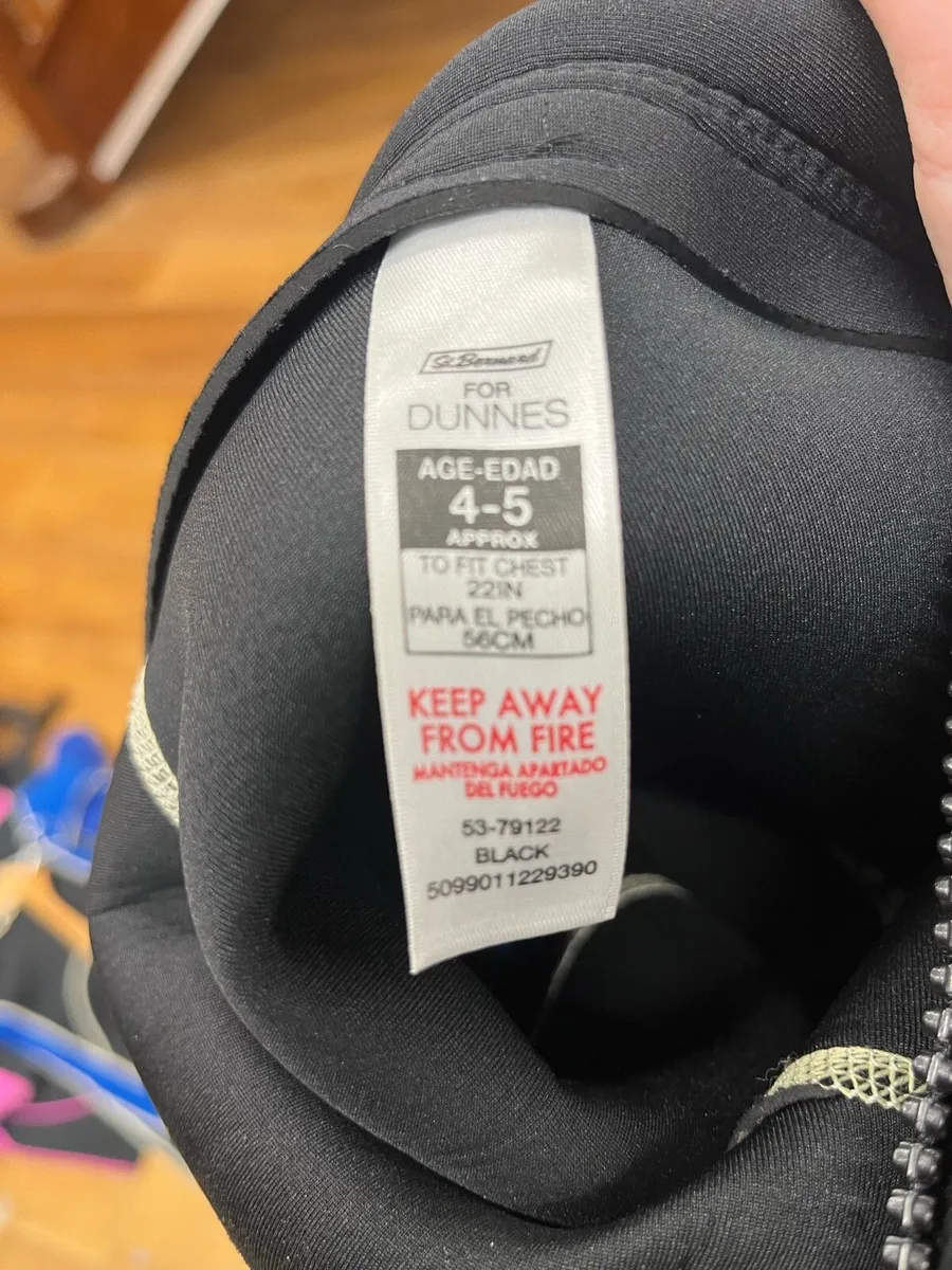 Kids wetsuit age: 4-5 - Image 3