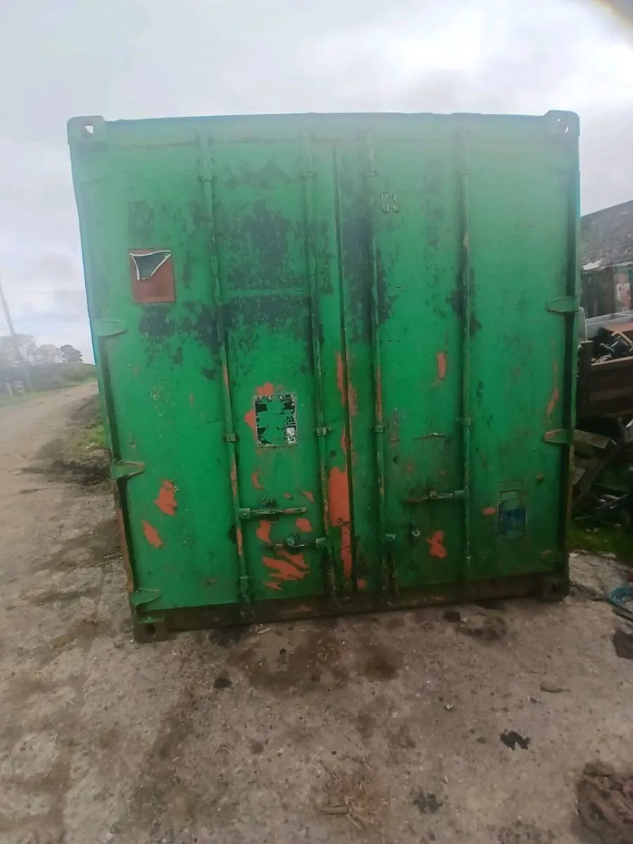 Shipping container - Image 1