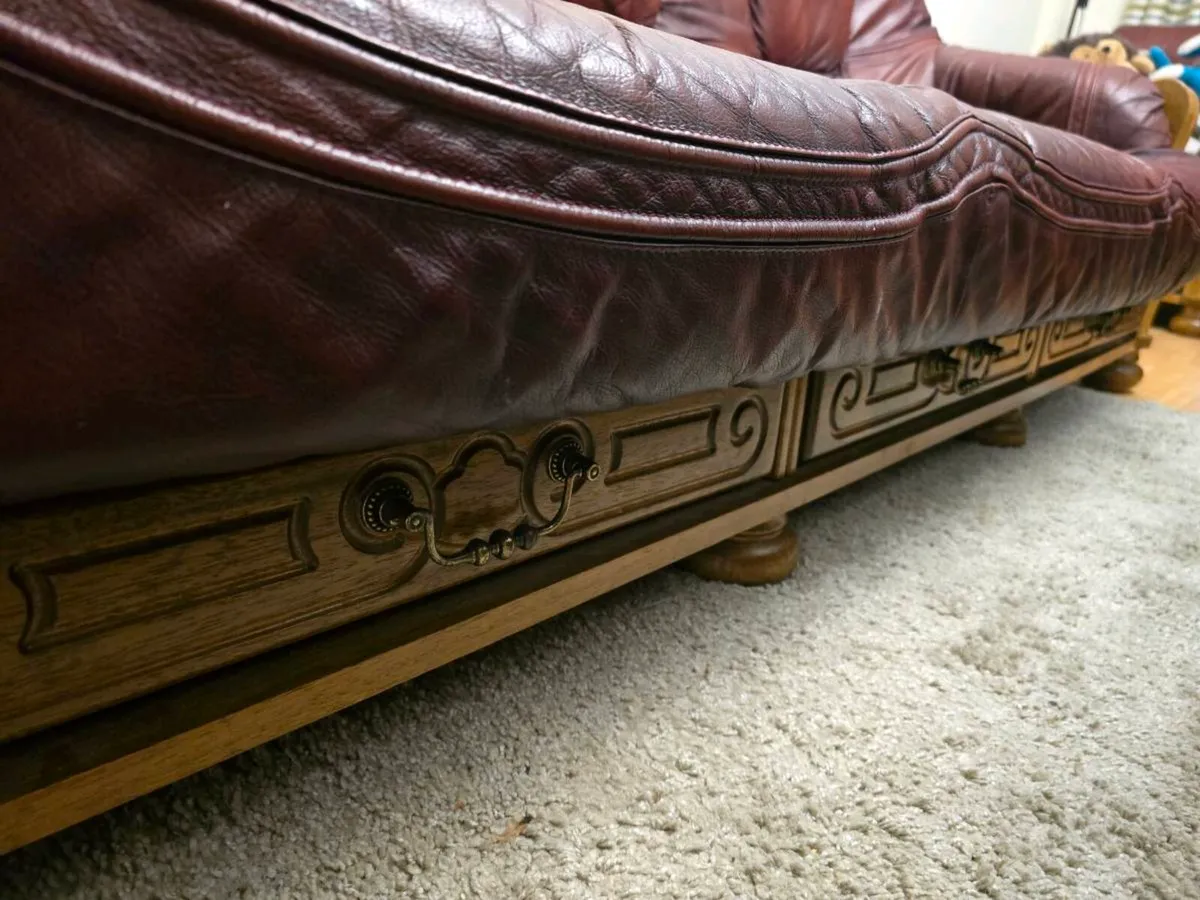 Leather furniture - Image 3