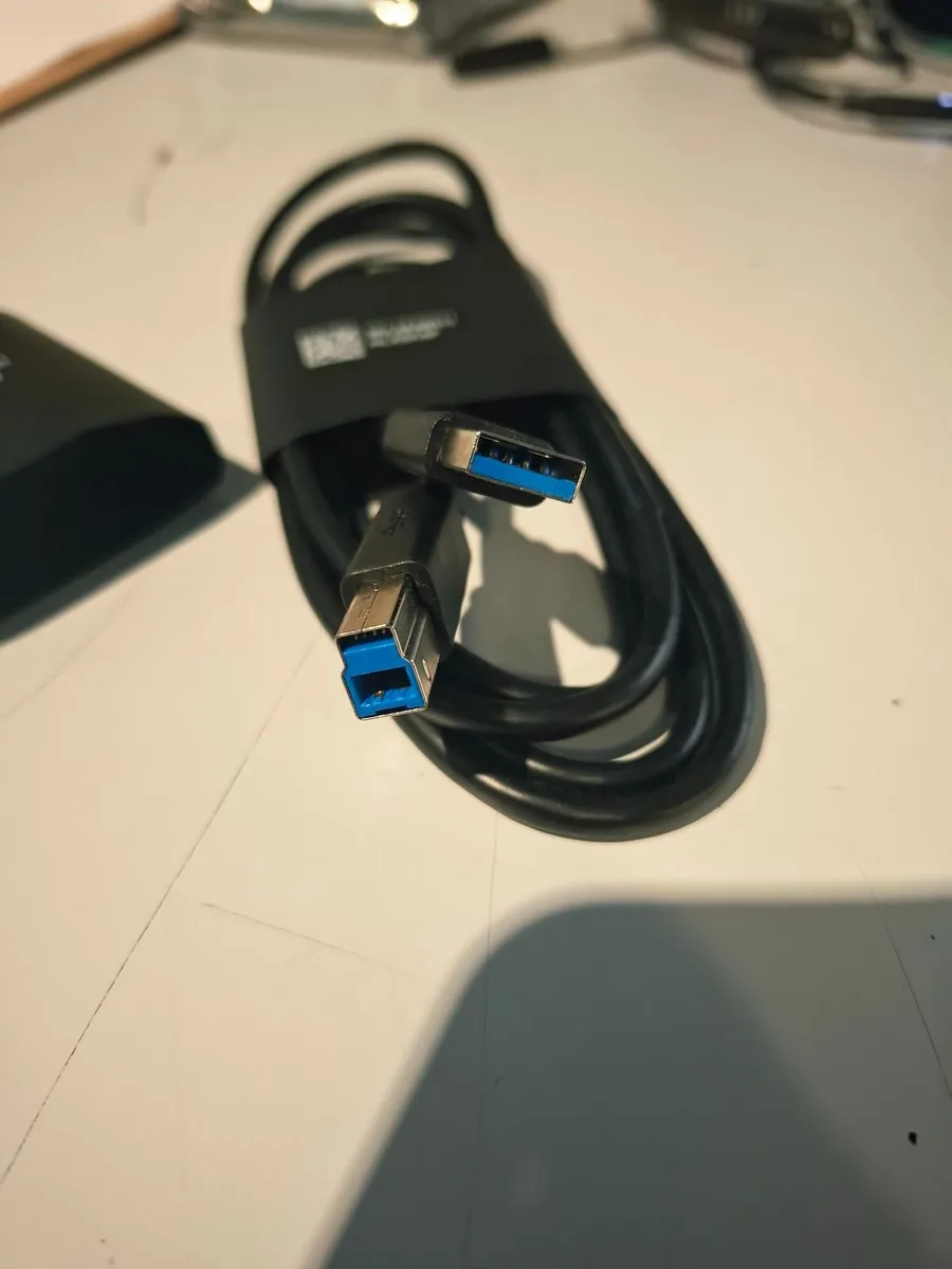 HDMI and A to B cables - Image 1