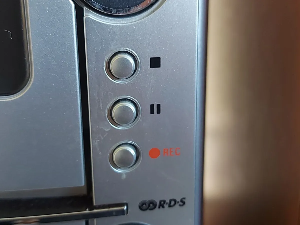 Sony Hi-Fi Stereo System, Model CMT-CPZ1 - Image 3