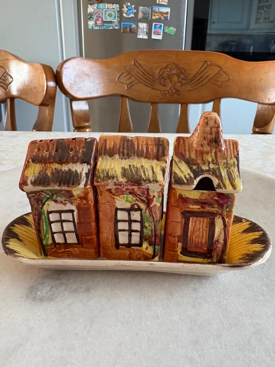 Vintage Price Bros Cottage Ware Collection - Image 4