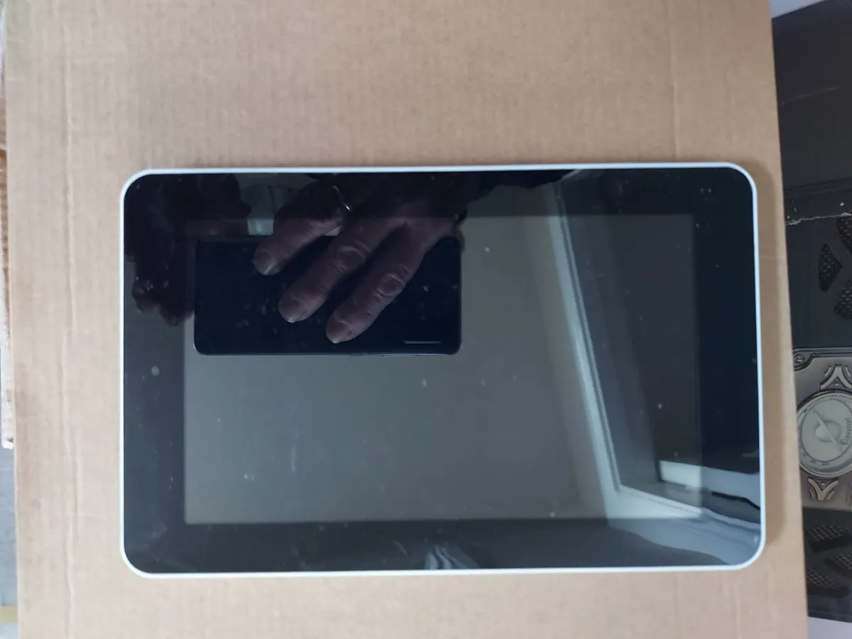 eStar 7 inch Tablet, Model eSTAR Beauty HD Dual Co - Image 3