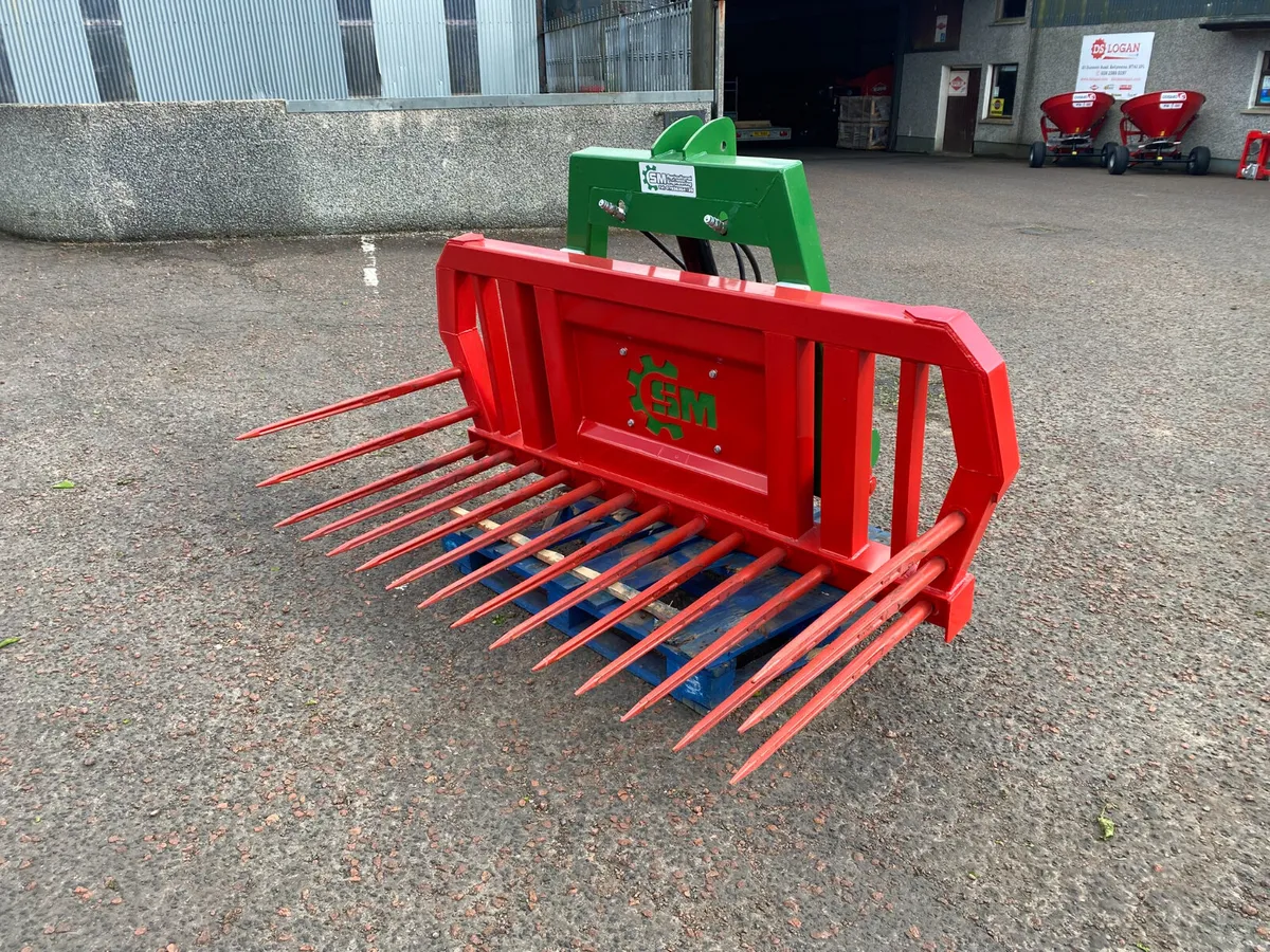 SM Enginnering Stoneforks - Image 1
