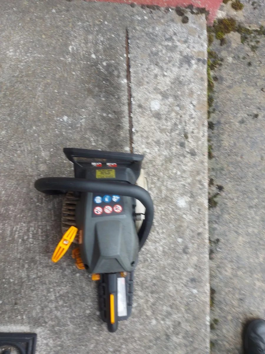 RYOBI 40cc, 112db, 16 inch, Petrol Chainsaw - Image 3