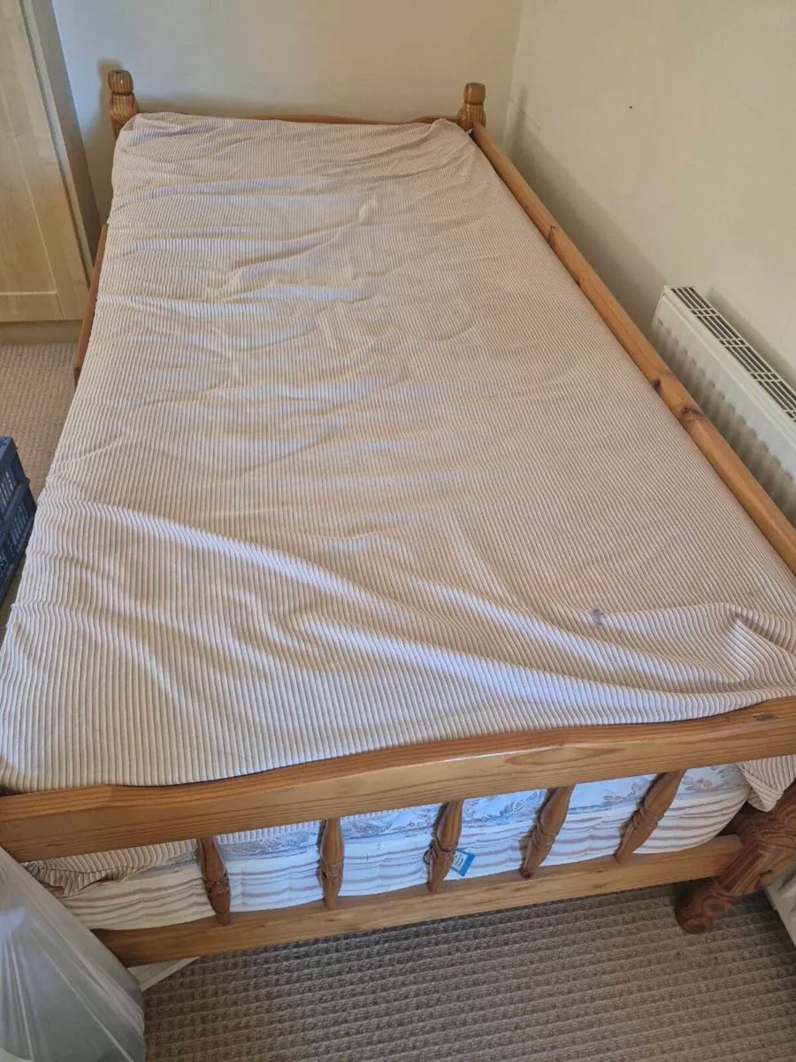 Bed frame - Image 2