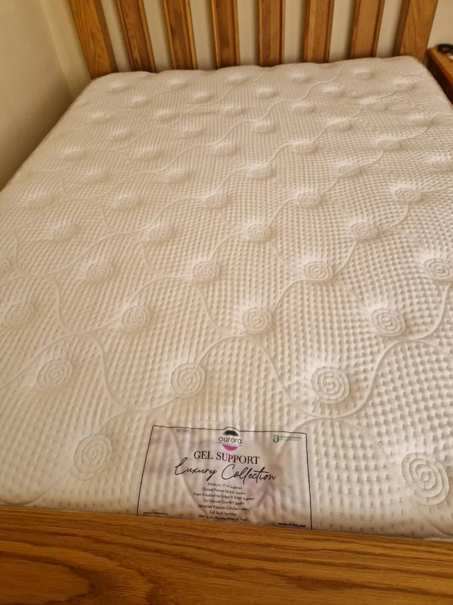 Oak king size bed and mattresses 5 months - Image 4