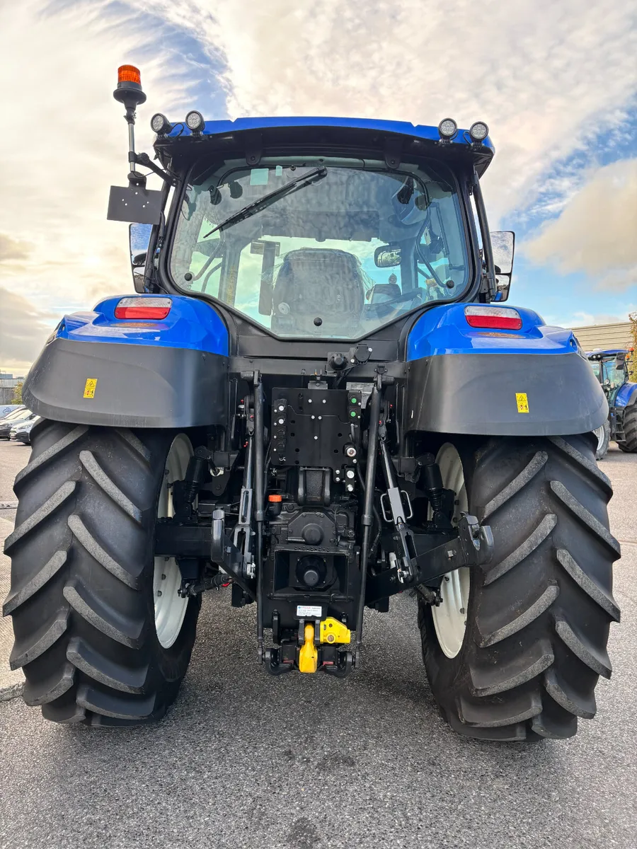 New Holland T5.120 Dynamic Command-26hrs - Image 3