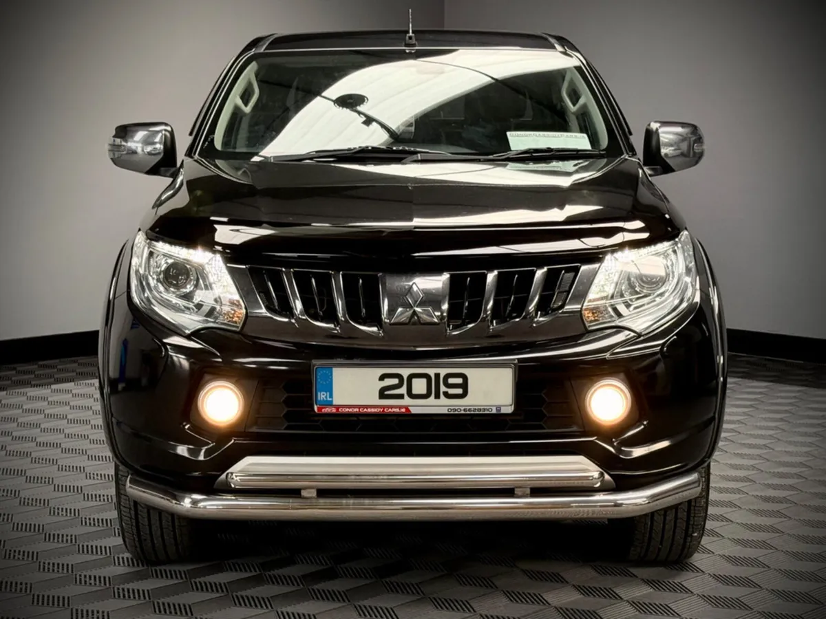 Mitsubishi L200 DI-D 4WD WARRIOR DCB // VAT INVOIC - Image 2