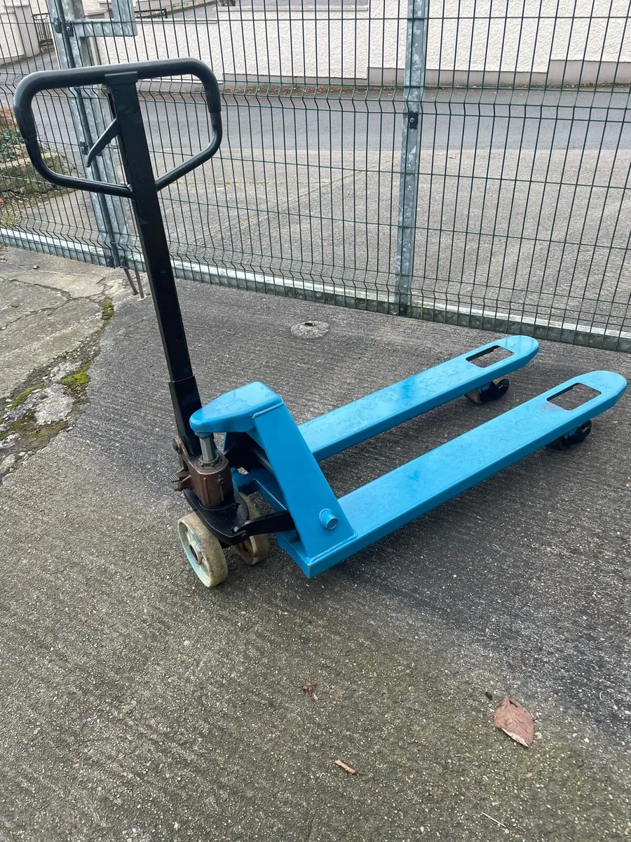 Pallet truck - Image 2