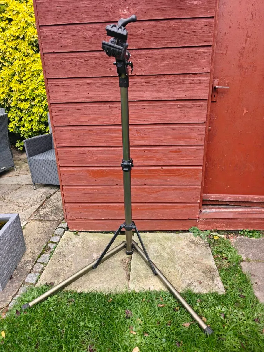 XTools workshop bike stand - Image 1