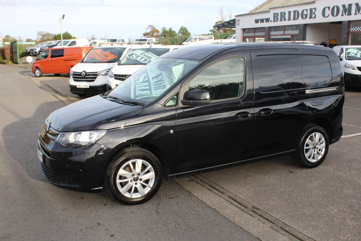 2023 Volkswagen Caddy Commerce Pro - Image 3