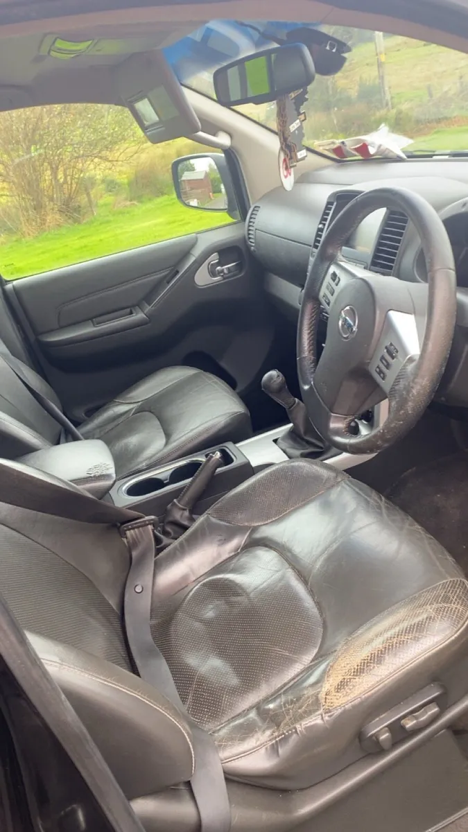 Nissan navara - Image 3