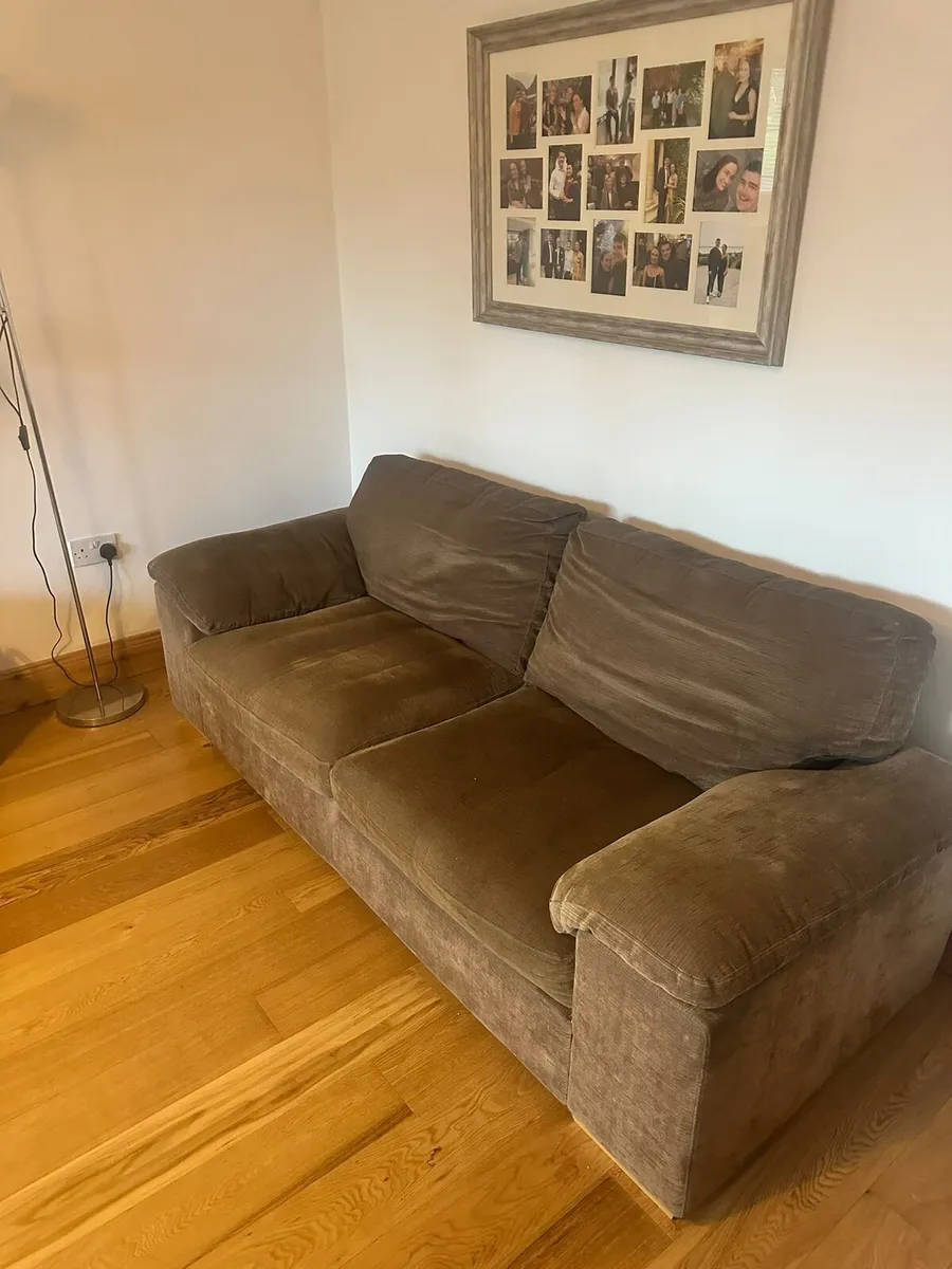 Couch - Image 1