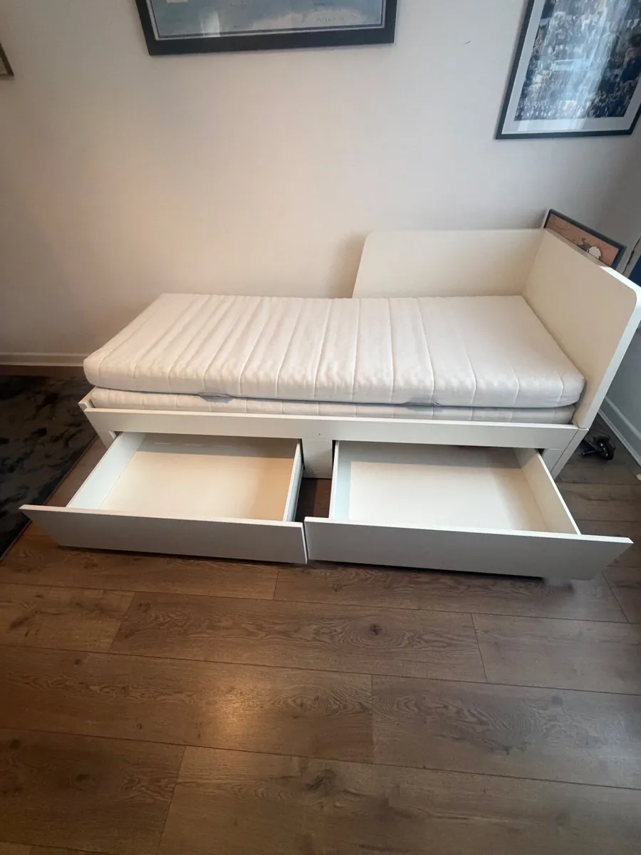Day-bed w 2 drawers/2 mattresses, white - Image 3