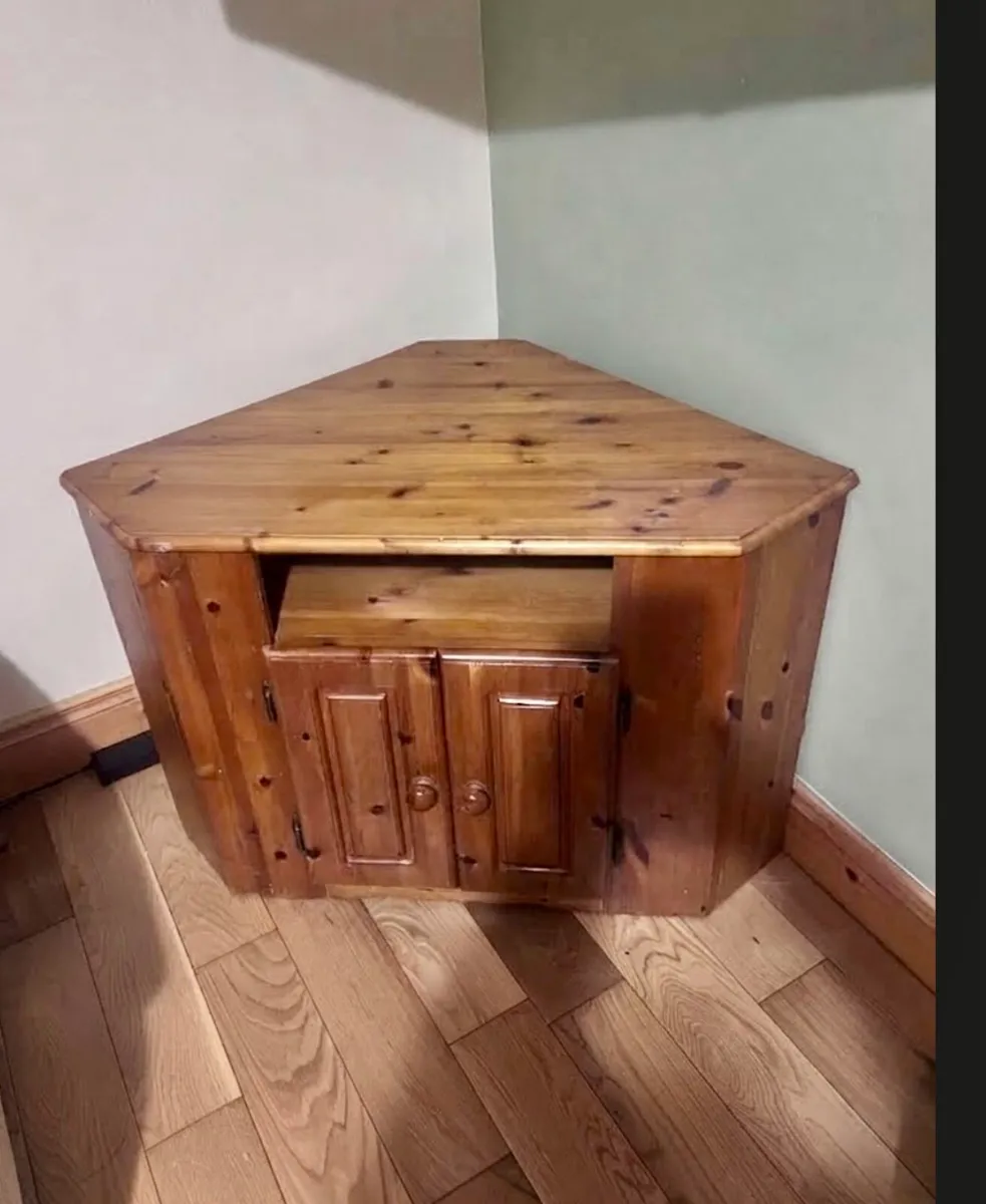 Tv unit