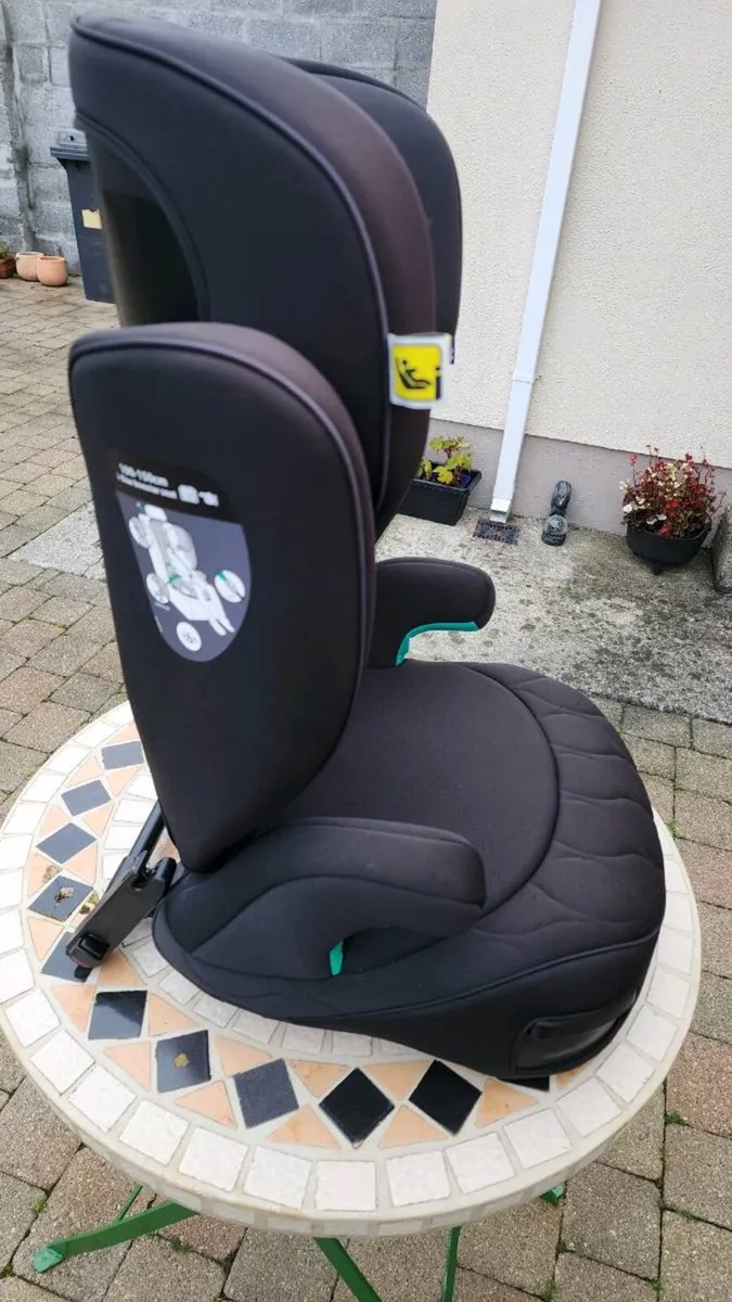 Child Car booster seat - Image 2