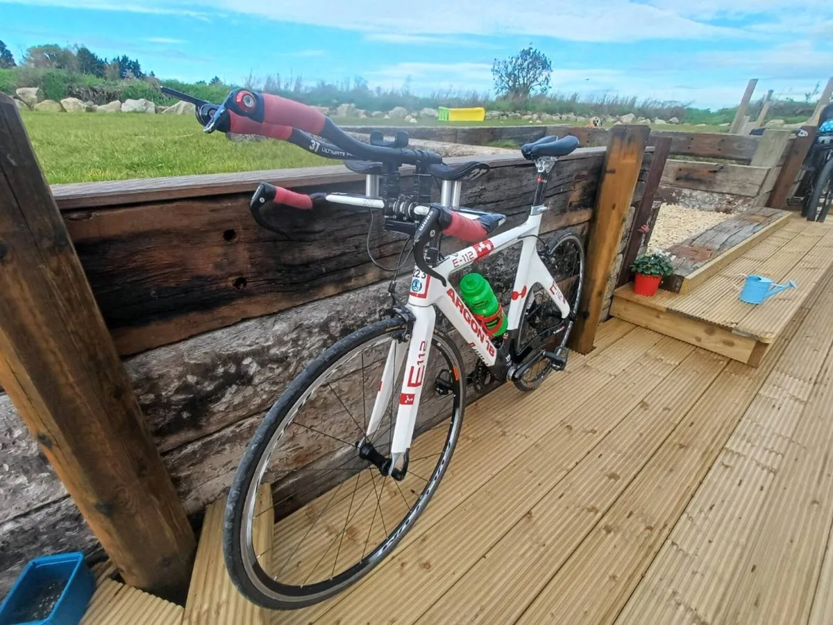 Argon 18 E112 Triathlon Bike - Image 3
