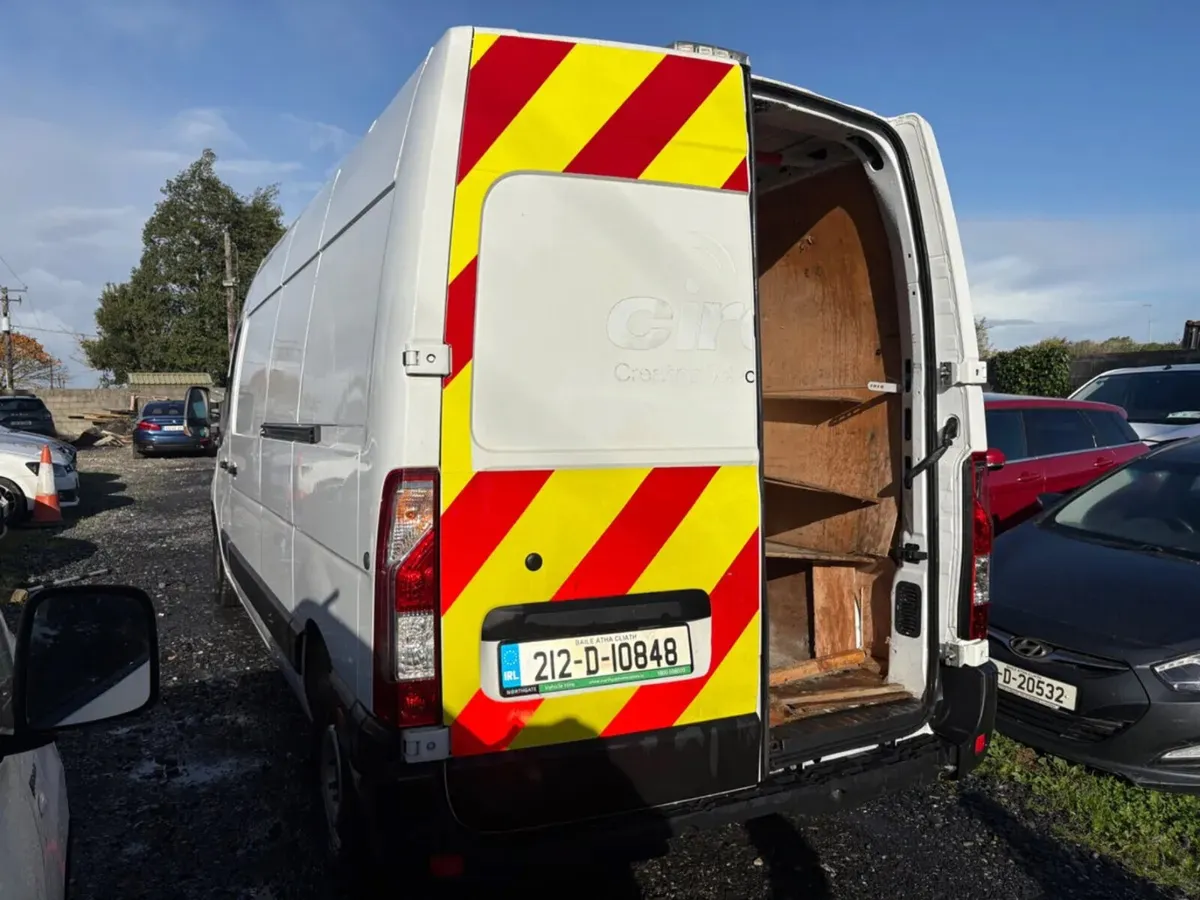 2021 Opel Movano 2.3 Diesel driving - Image 3