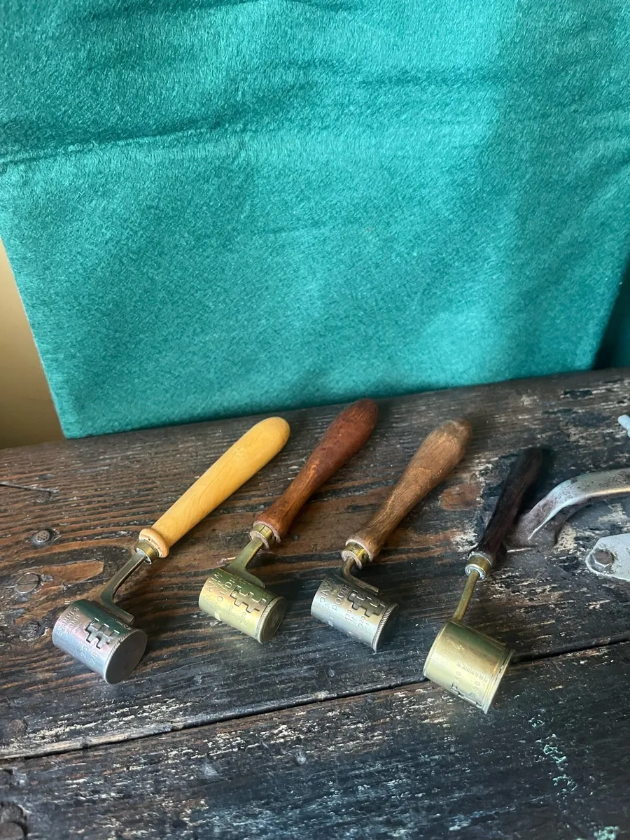 Antique Black Powder Measures - Image 3