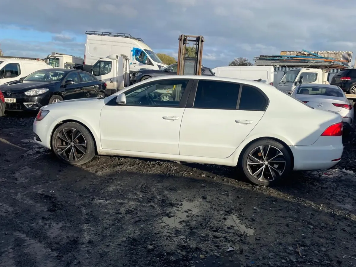 14 Skoda superb 1.6 tdi - Image 3