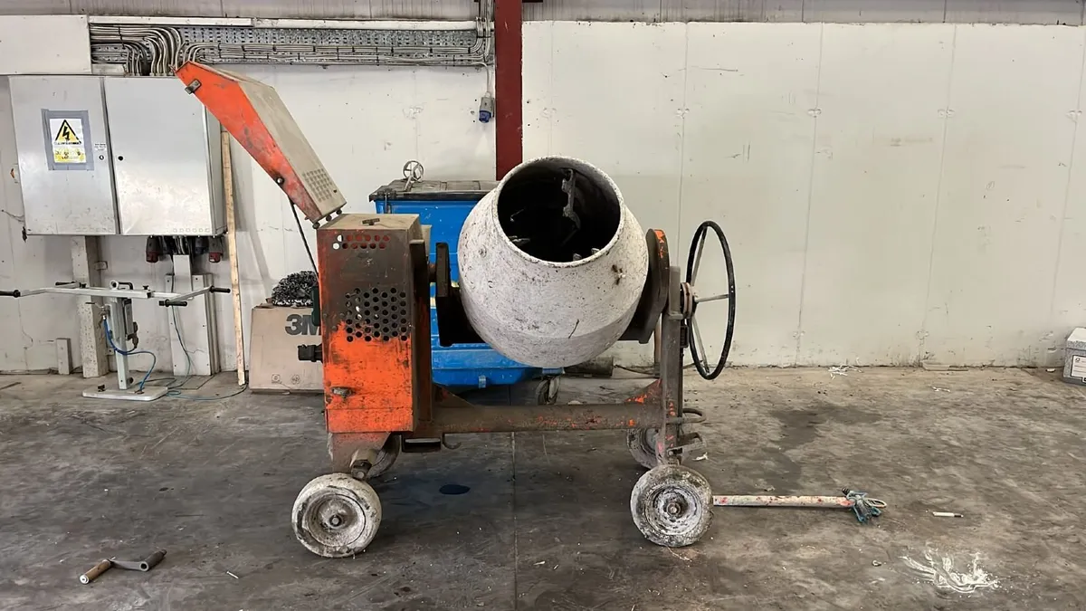 Cement Mixer - Image 1