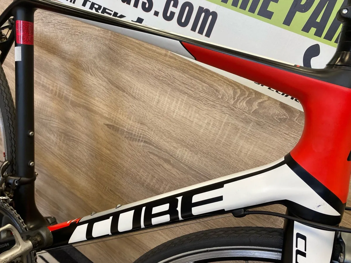 Cube attain race full carbon (Excellent - Image 3