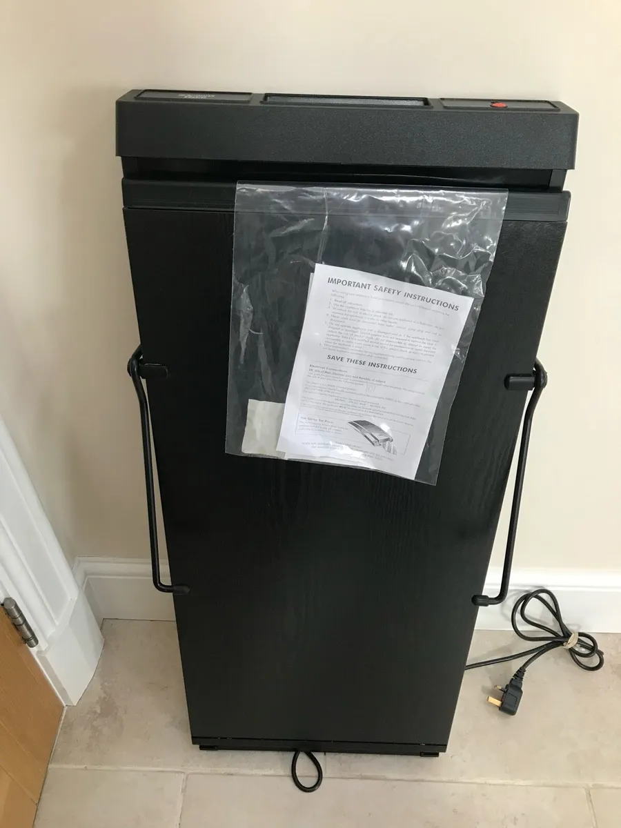 Corby Trouser Press - Image 1