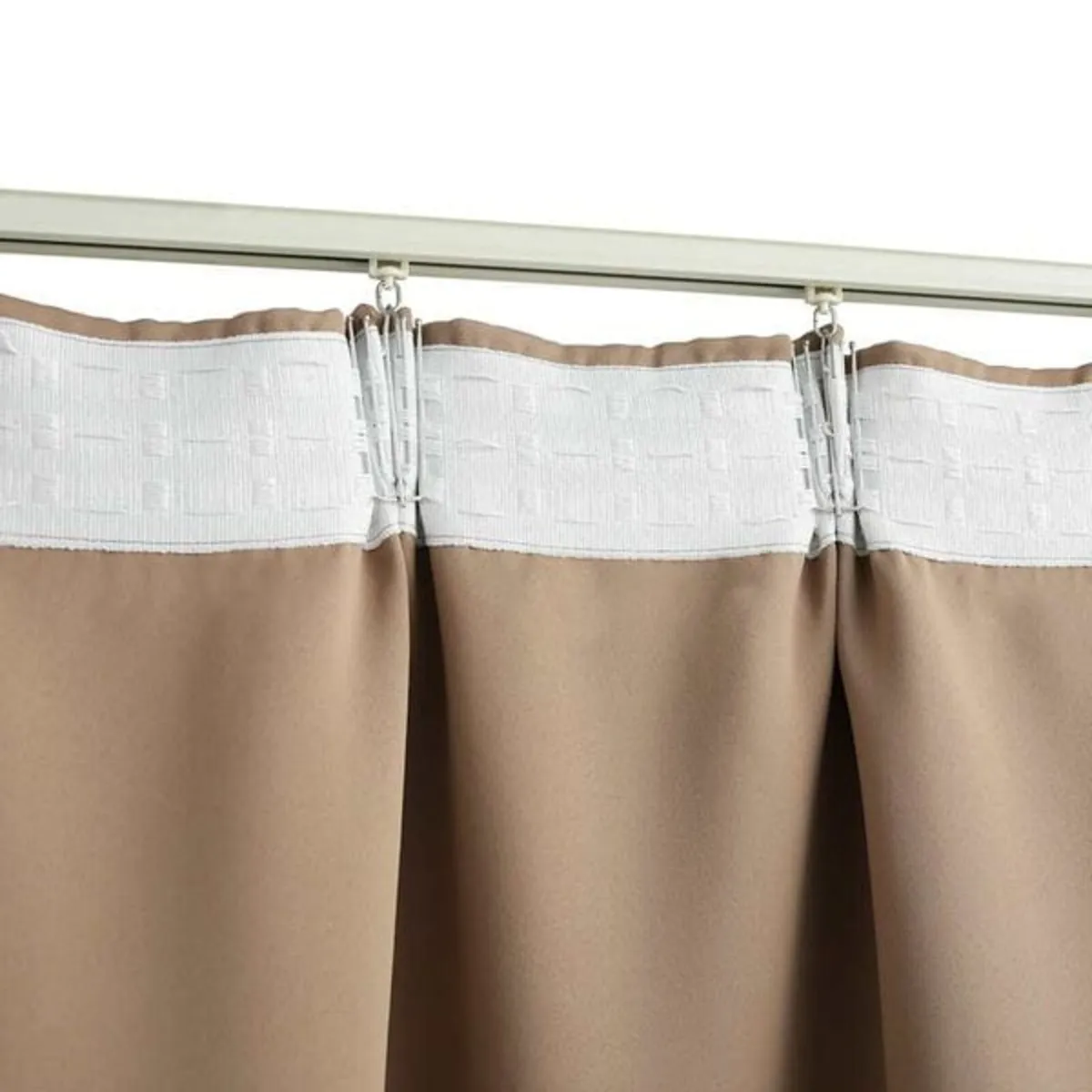 Blackout Curtain with Hooks Taupe 290x245 cm

Desc - Image 2
