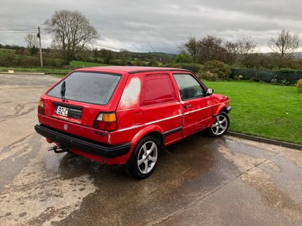 Volkswagen Golf  van1992 - Image 1