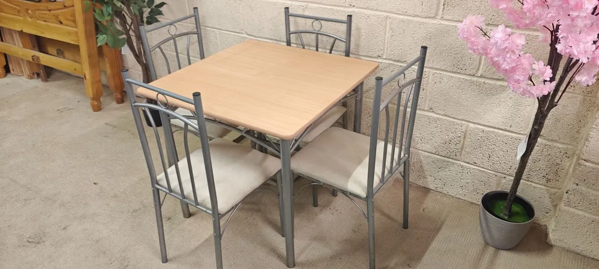 Table + 4 Chairs - Image 1