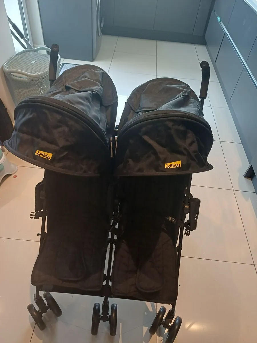 Double stroller - Image 3