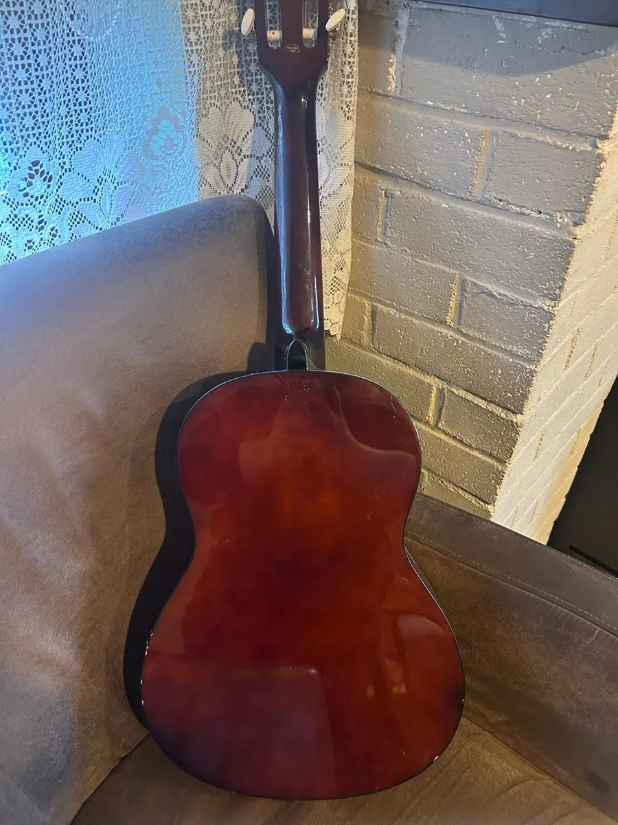Guitar - Image 2