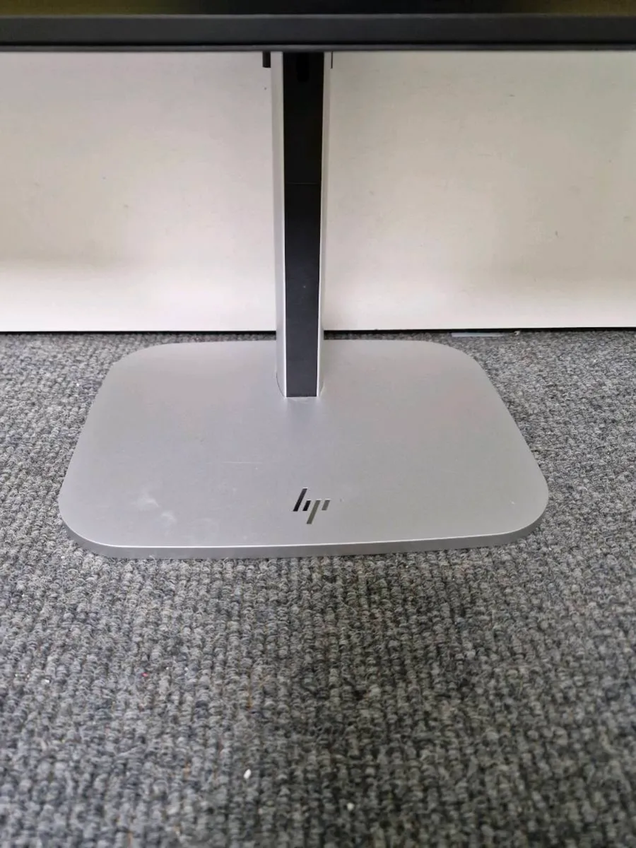 HP 24" Monitor - 524PF - Image 2