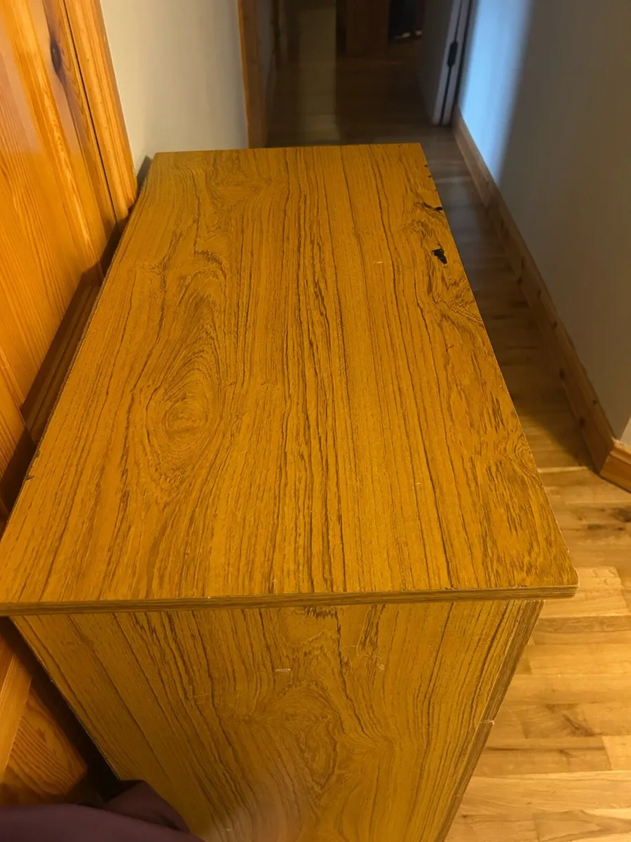 Chest of drawers - Image 2