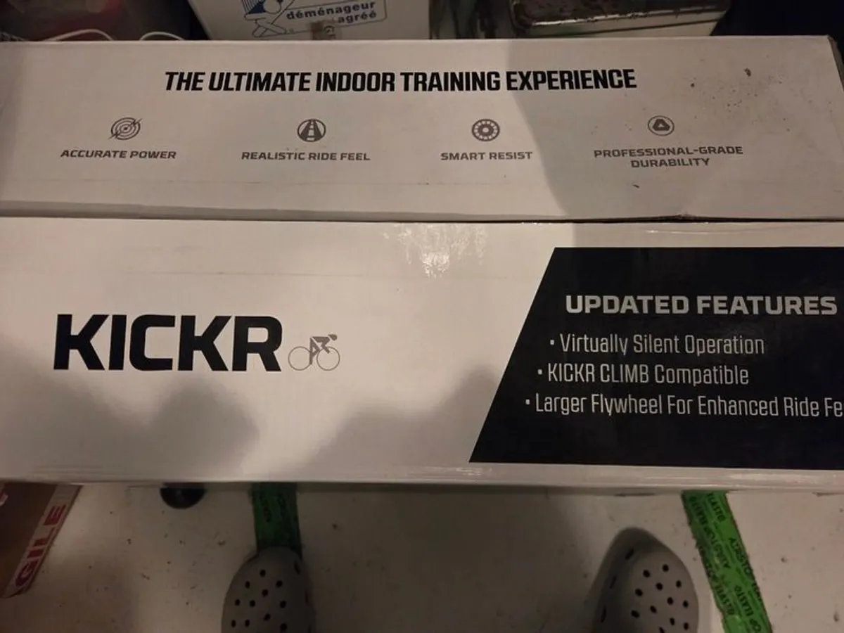 Wahoo KICKR Smart Bike Trainer - Image 3