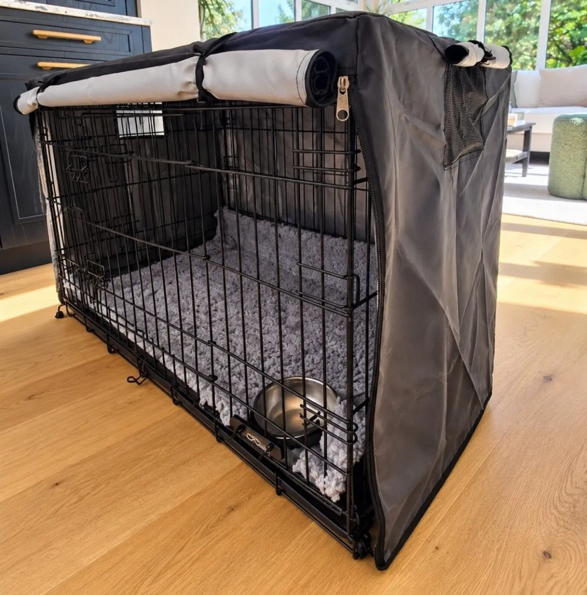 Dog Crate and all accessories. - Image 4