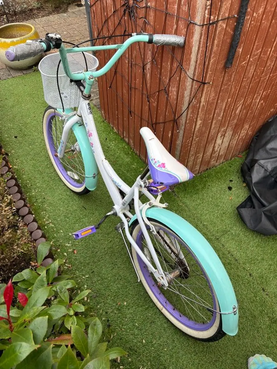 Bicycle and Gym High Bar - Image 2