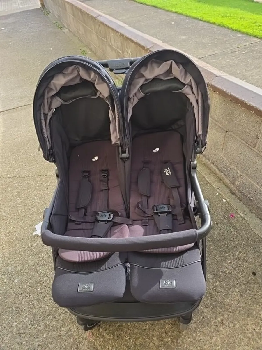 Joie Signature Estrella double pram - Image 3
