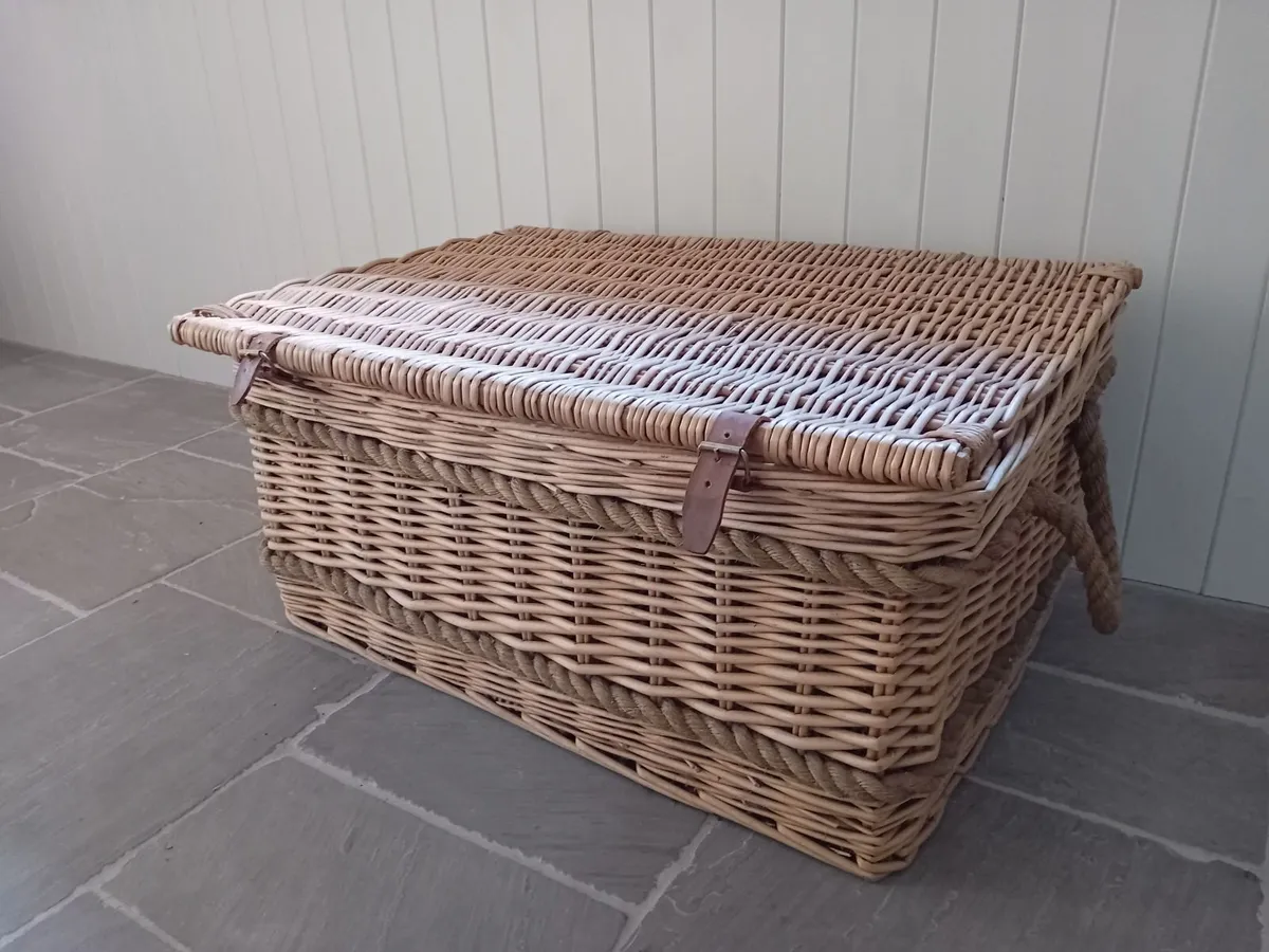 LARGE WICKER RATTAN CANE LOG STORAGE BASKET - Image 2