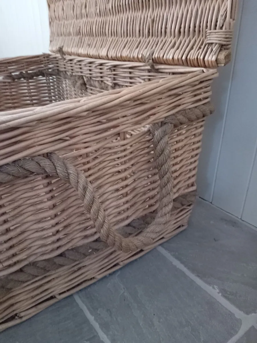 LARGE WICKER RATTAN CANE LOG STORAGE BASKET - Image 4