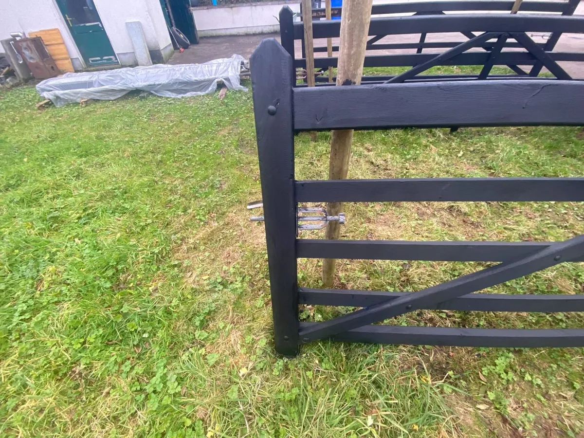 Farm Gates - Image 3