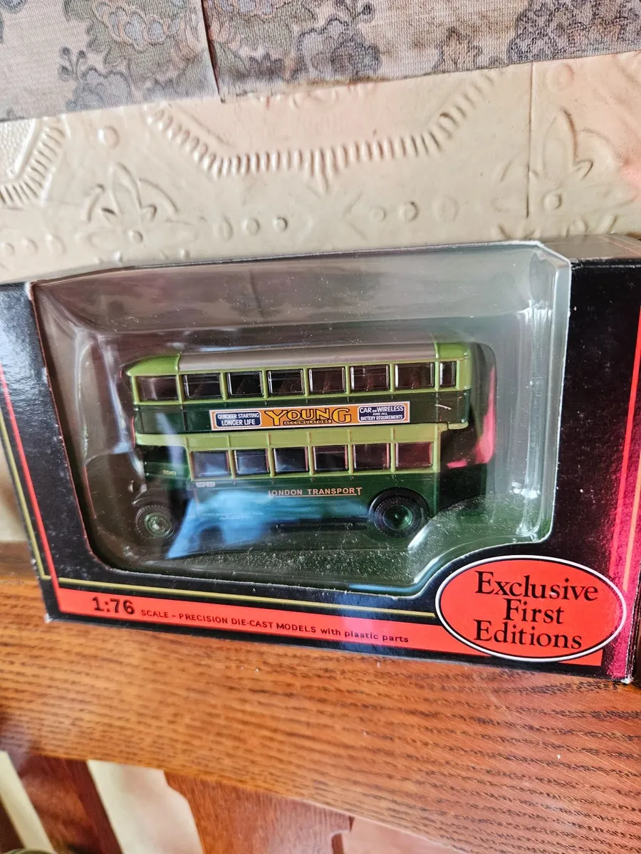 Corgi Bus - Image 3