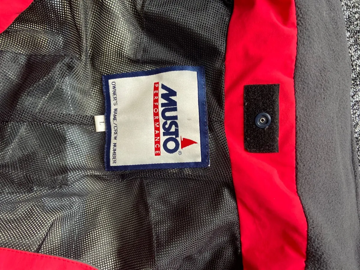 MUSTO HPX OCEAN sailing jacket and Salopettes - Image 4